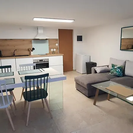 La Romarine Apartamento Bourg-Saint-Andéol Exterior foto